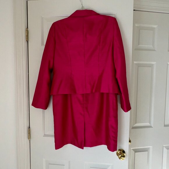 Le Suit Skirt Suit - Picture 2 of 6